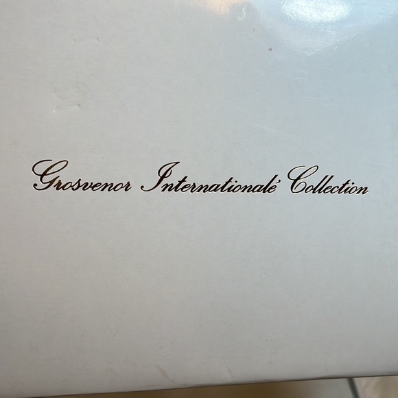 Grosvenor International Collection Silver Floral Spoon Collection - Picture 9 of 11